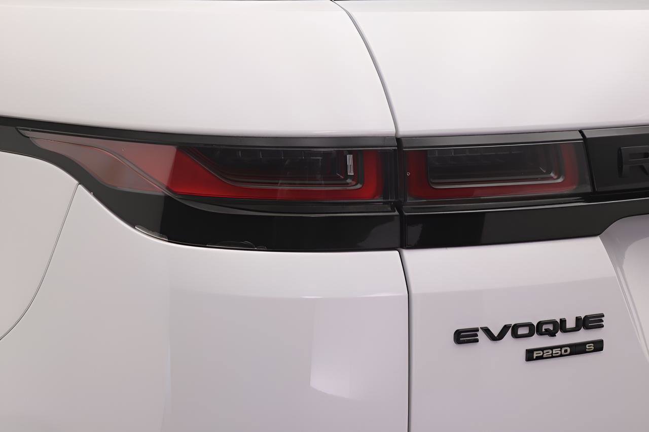 Used 2020 Land Rover Range Rover Evoque S image 18