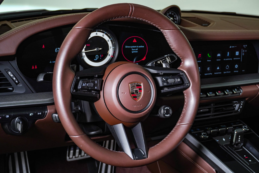 Certified 2024 Porsche 911 Carrera 4S AWD/4WD image 19