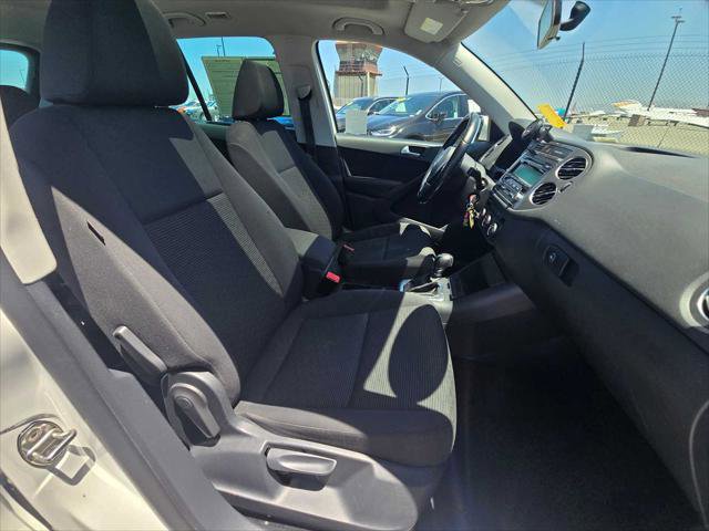 Used 2013 Volkswagen Tiguan S AWD/4WD image 10