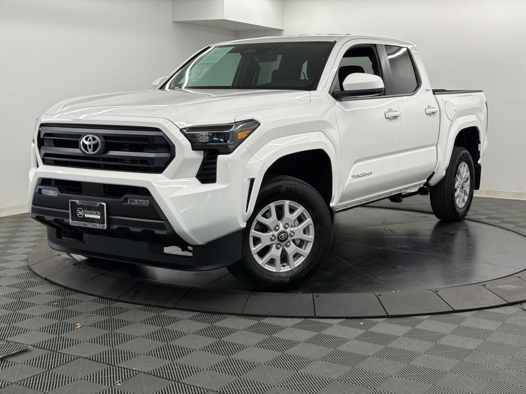 Used 2026 Toyota Tacoma SR5 AWD/4WD image 10