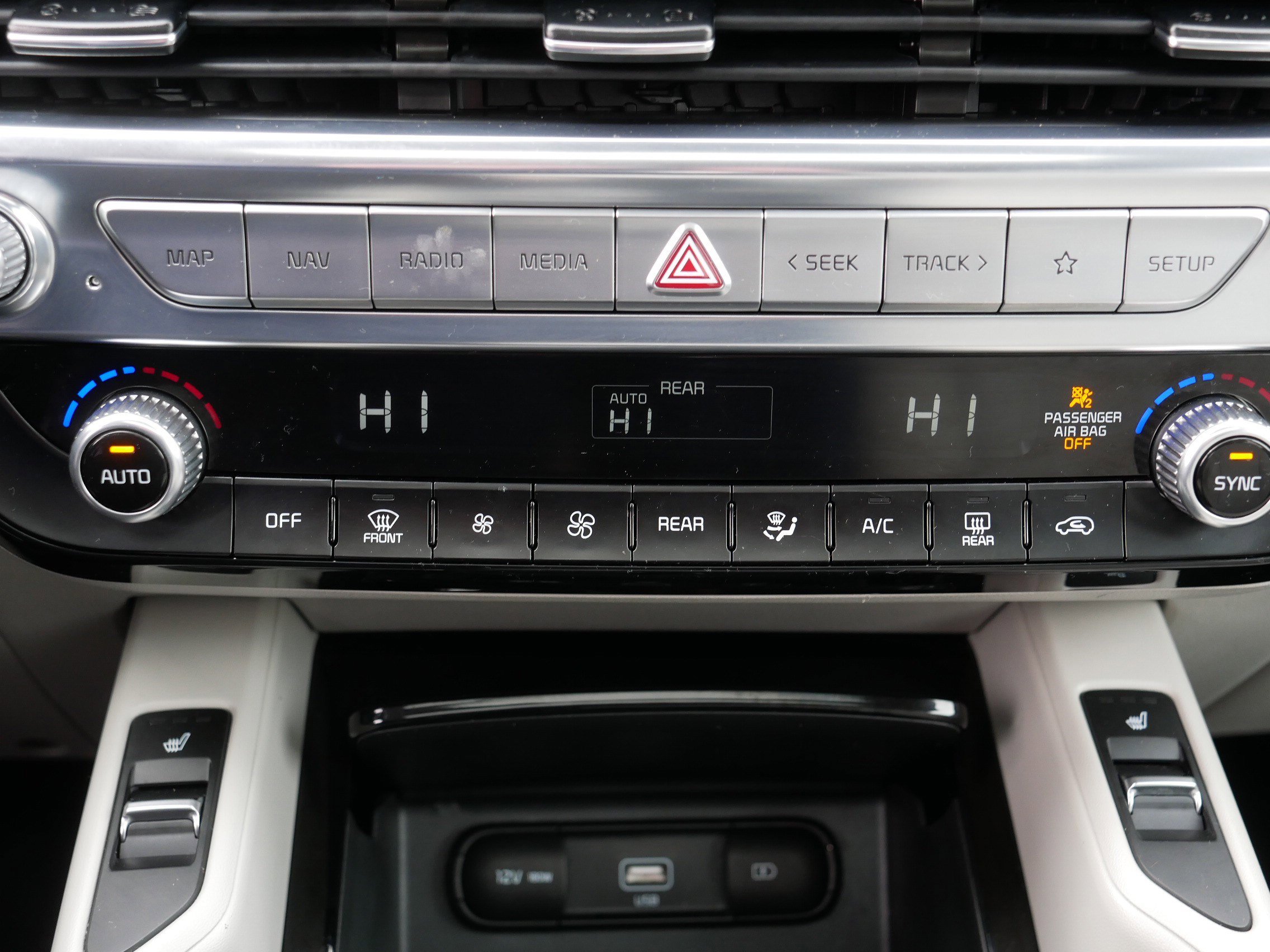 Certified 2022 Kia Telluride S image 23