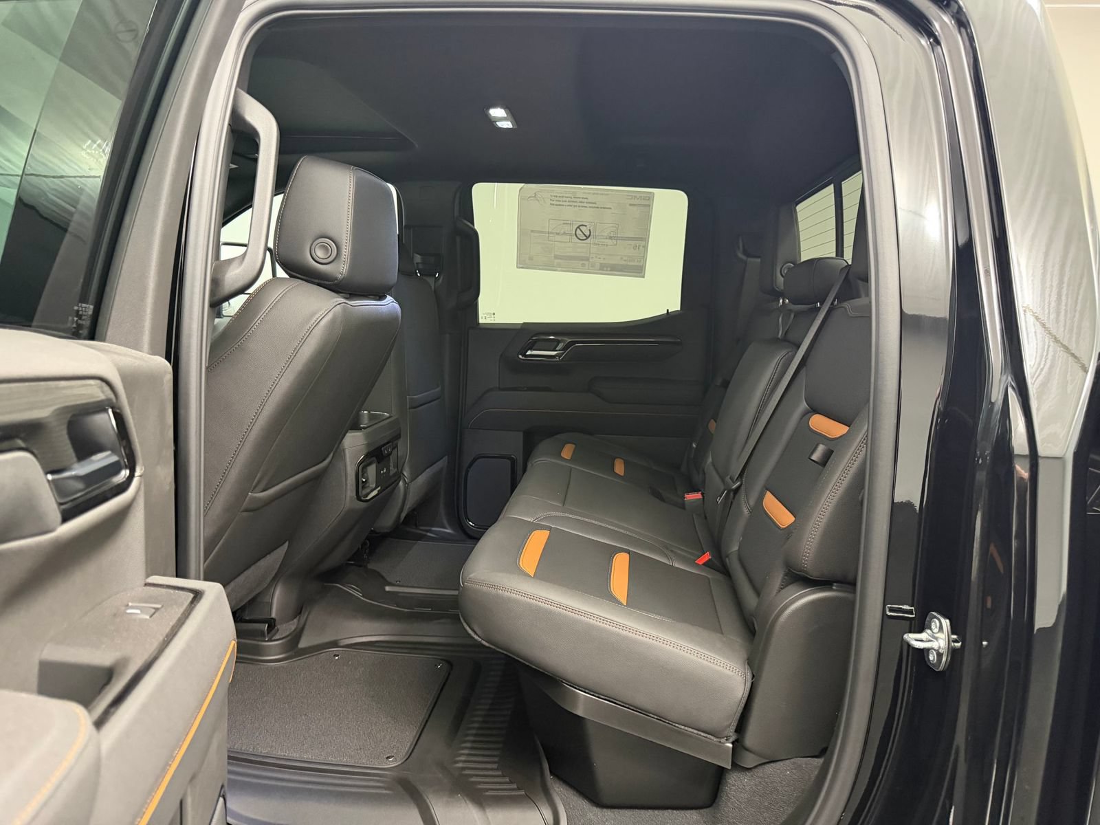 New 2026 GMC Sierra 1500 AT4 w/ AT4 Preferred Package AWD/4WD image 22