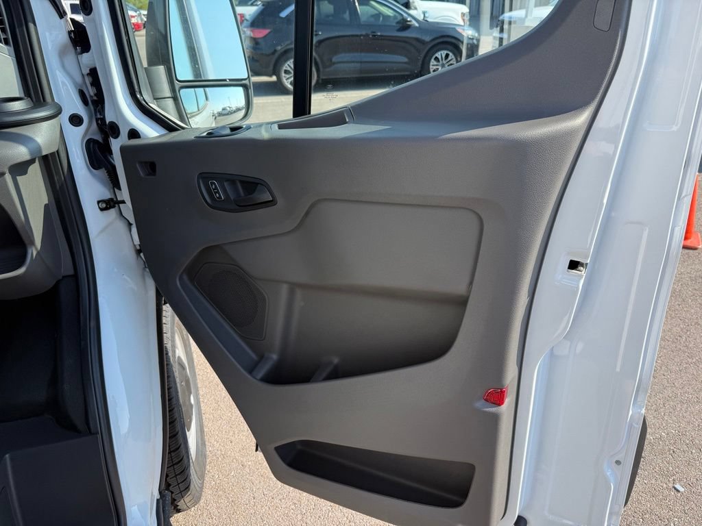 New 2026 Ford Transit 250 148 Medium Roof RWD image 11