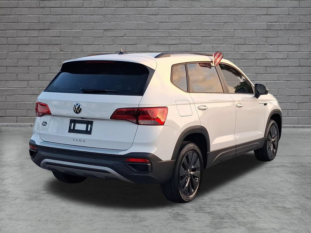 Used 2024 Volkswagen Taos S FWD image 11
