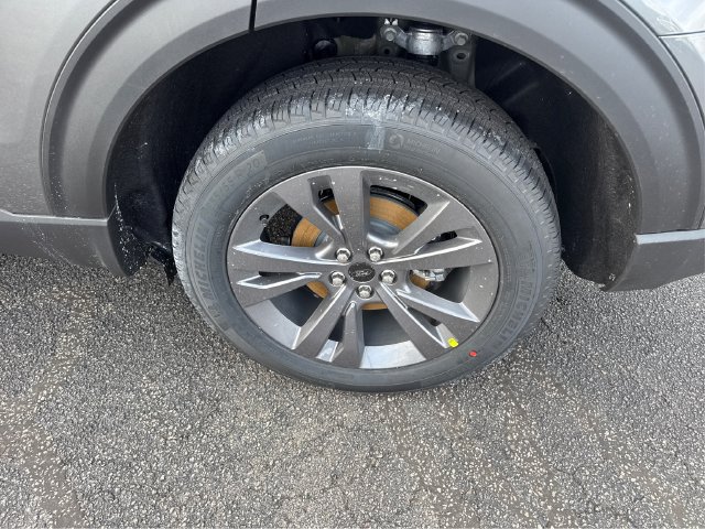 New 2026 Ford Explorer Active w/ Active Comfort Package AWD/4WD image 18