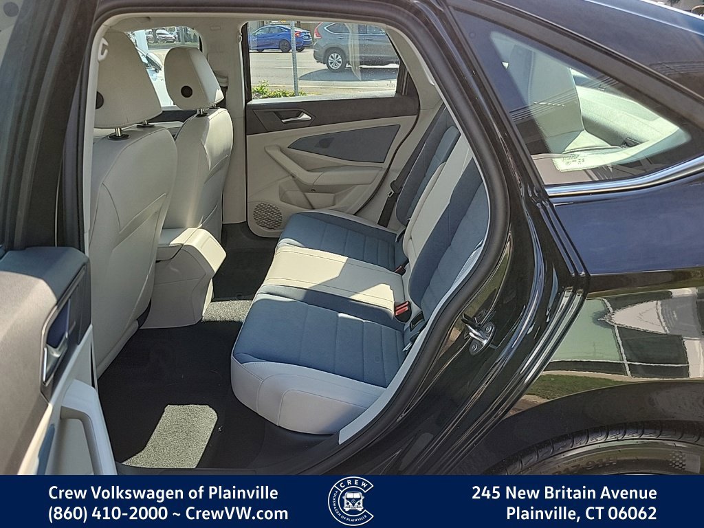New 2027 Volkswagen Jetta SE FWD image 14