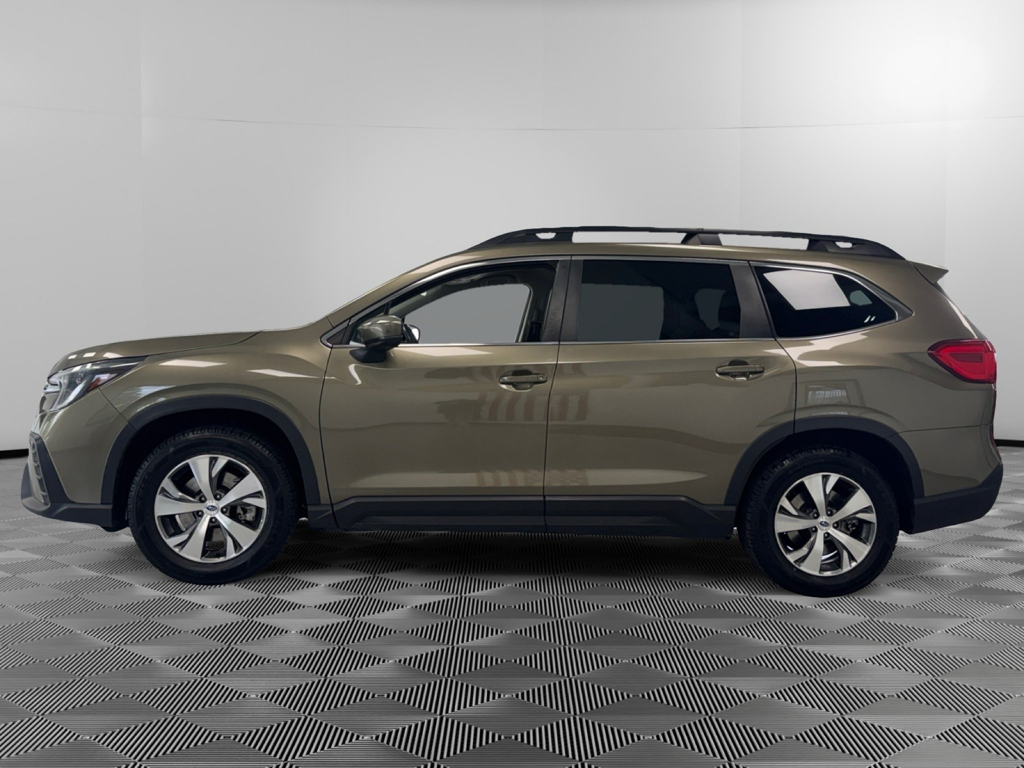 Used 2024 Subaru Ascent Premium w/ Convenience Package AWD/4WD image 5