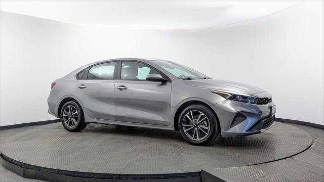 Used 2024 Kia Forte LXS FWD image 11