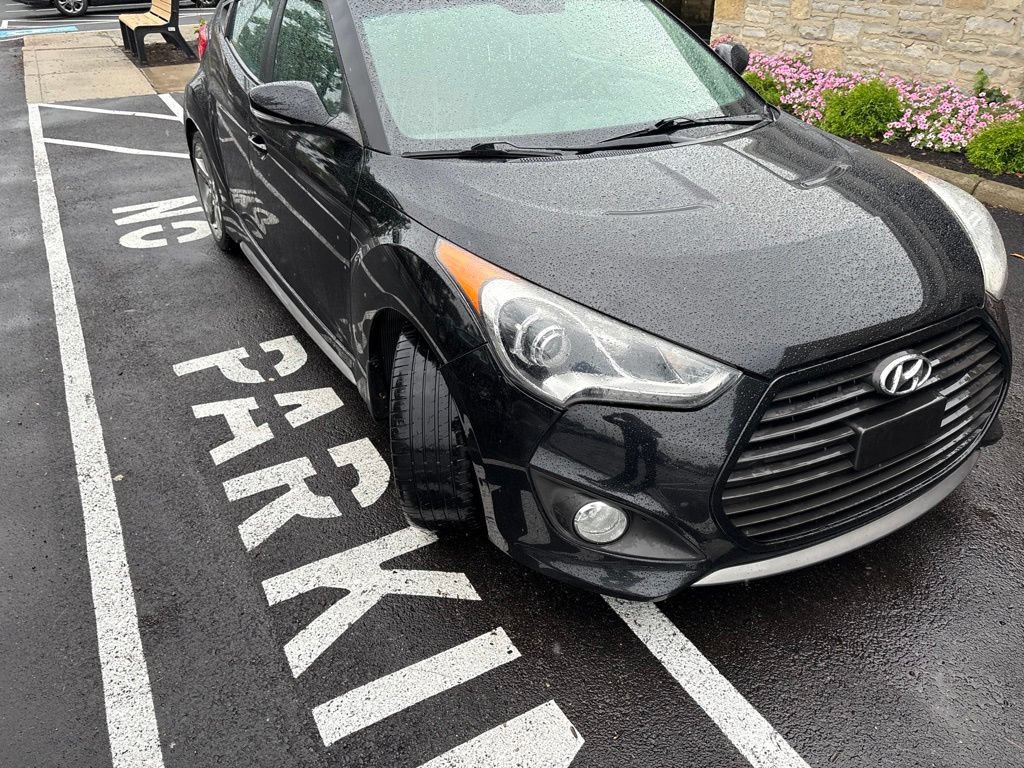 Used 2013 Hyundai Veloster Turbo FWD image 8