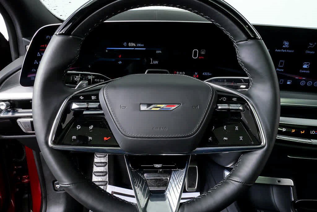 Certified 2026 Cadillac Lyriq V AWD/4WD image 5