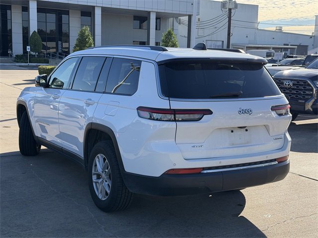 Used 2023 Jeep Grand Cherokee L Laredo image 7