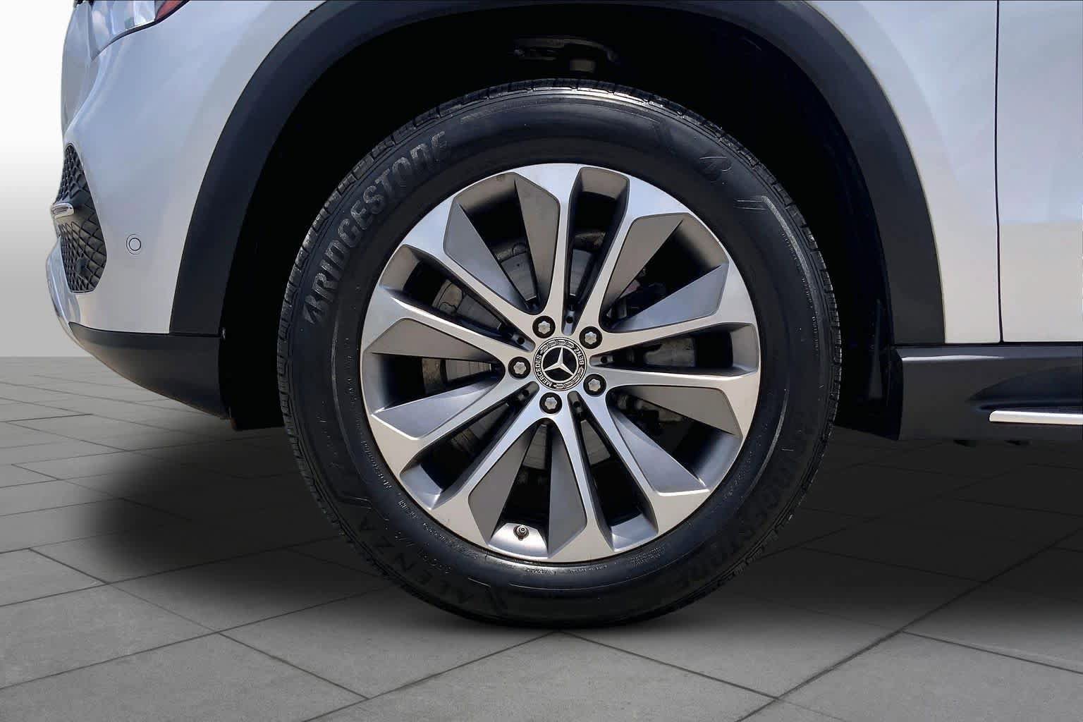 Used 2021 Mercedes-Benz GLE 350 4MATIC image 11