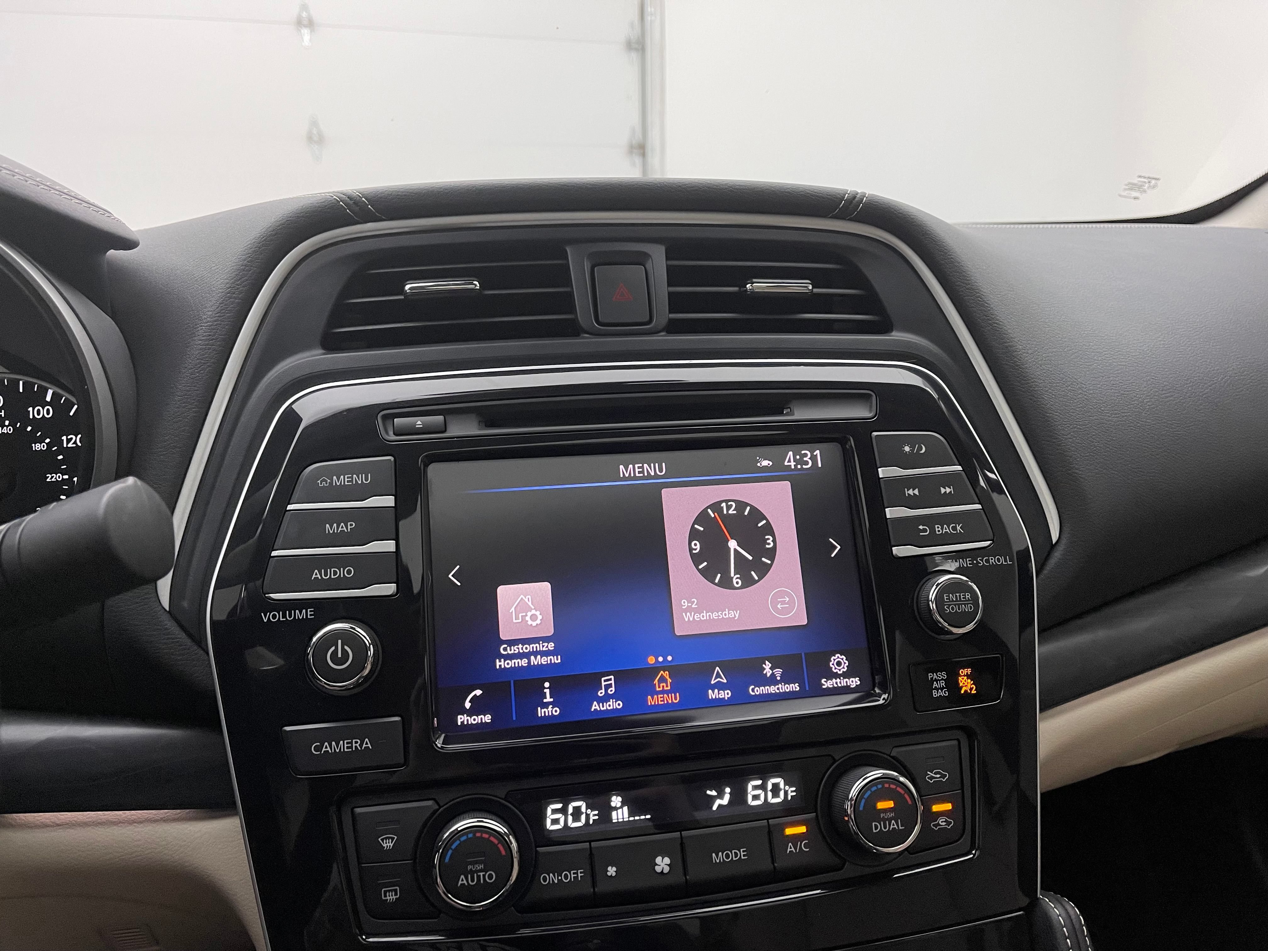Used 2023 Nissan Maxima Platinum w/ Sport Mat Group FWD image 26
