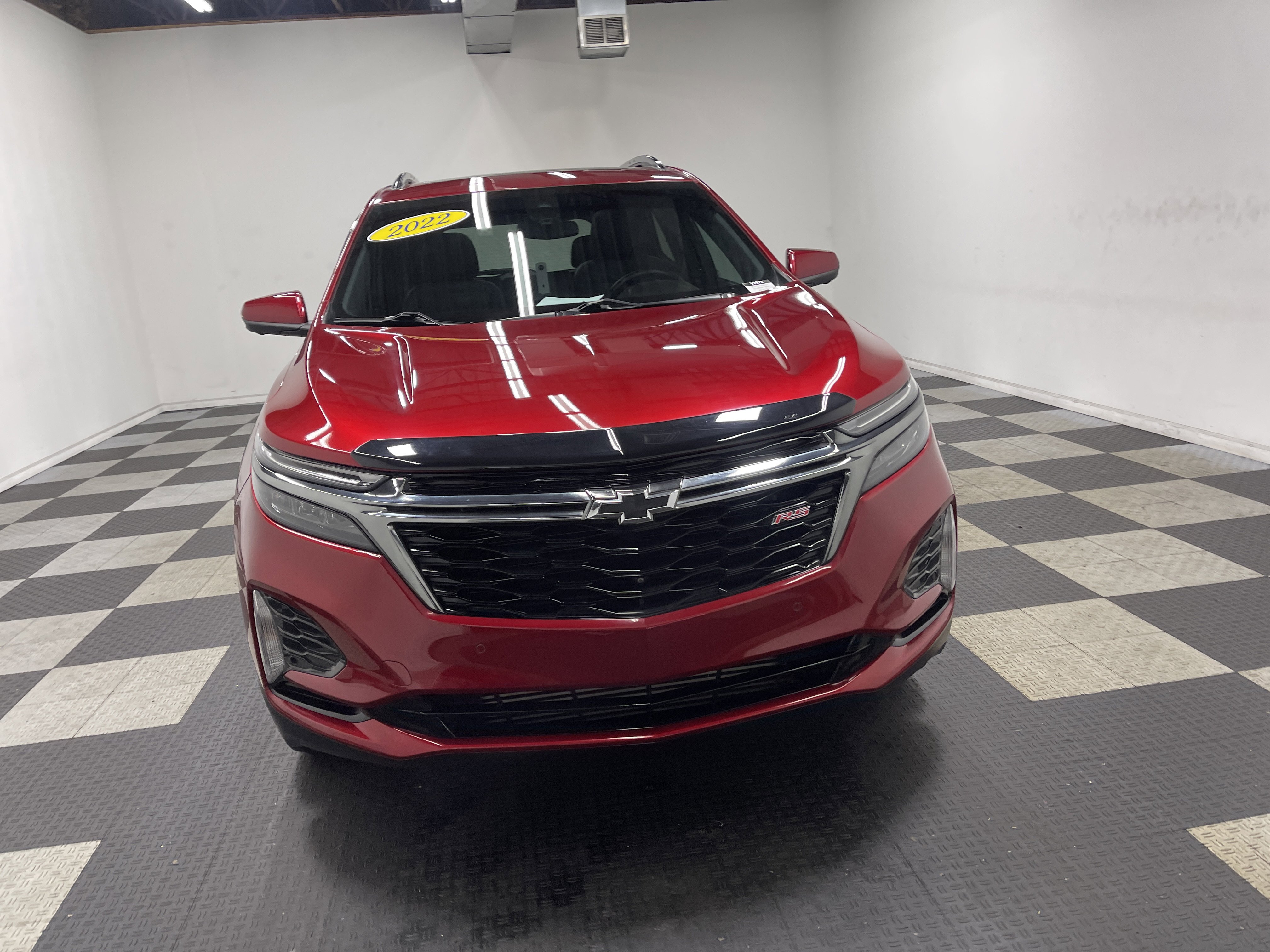 Used 2022 Chevrolet Equinox RS w/ RS Leather Package image 7