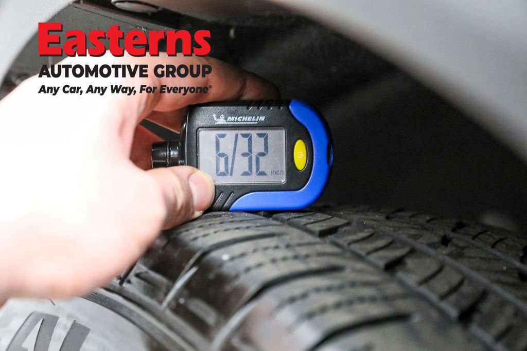 Used 2022 Ford Escape SE w/ Cold Weather Package image 25