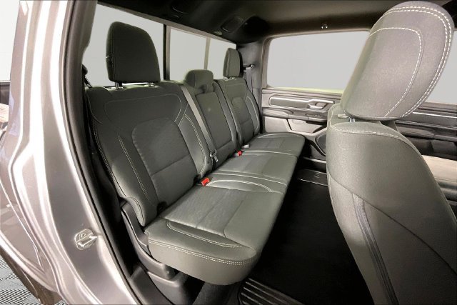 Used 2025 RAM 1500 Big Horn AWD/4WD image 24