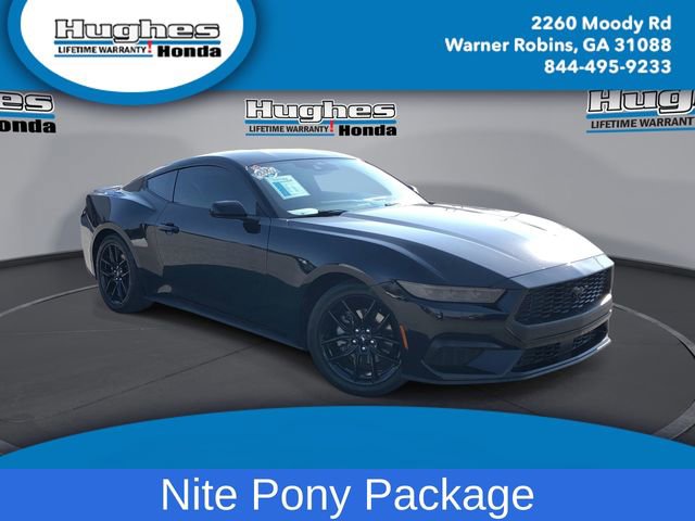 Used 2025 Ford Mustang Coupe image 1