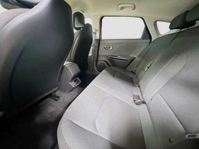 Certified 2025 Kia K4 FWD image 23