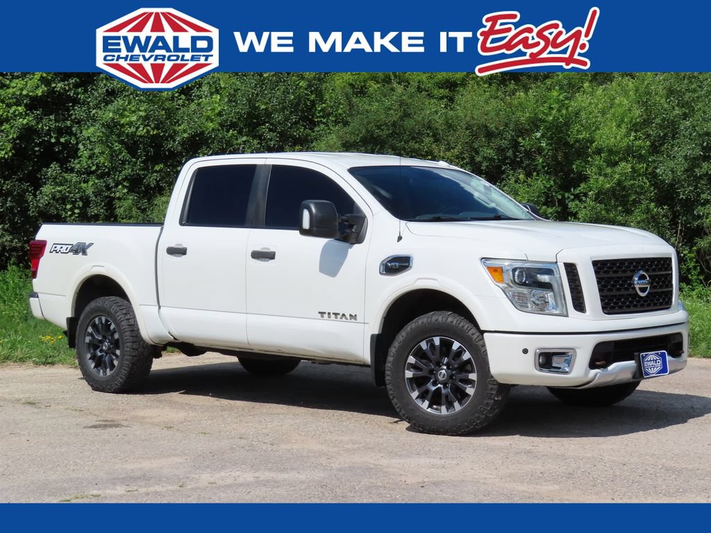 Used 2017 Nissan Titan PRO-4X w/ Pro-4x Convenience Package AWD/4WD image 1