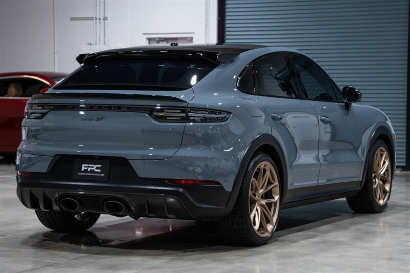 Used 2022 Porsche Cayenne Turbo GT AWD/4WD image 13