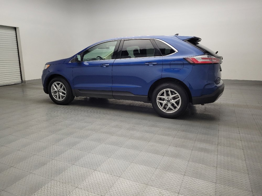 Used 2024 Ford Edge SEL image 3