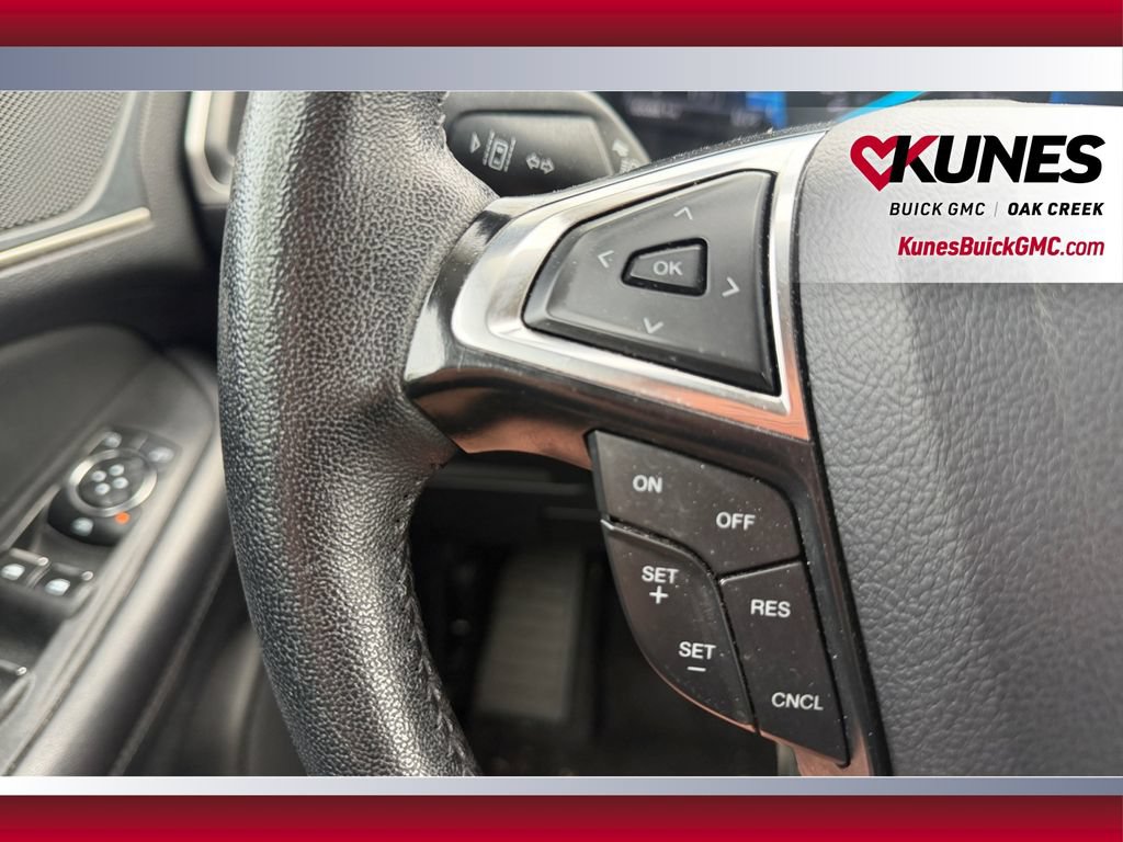 Used 2024 Ford Edge SEL AWD/4WD image 17