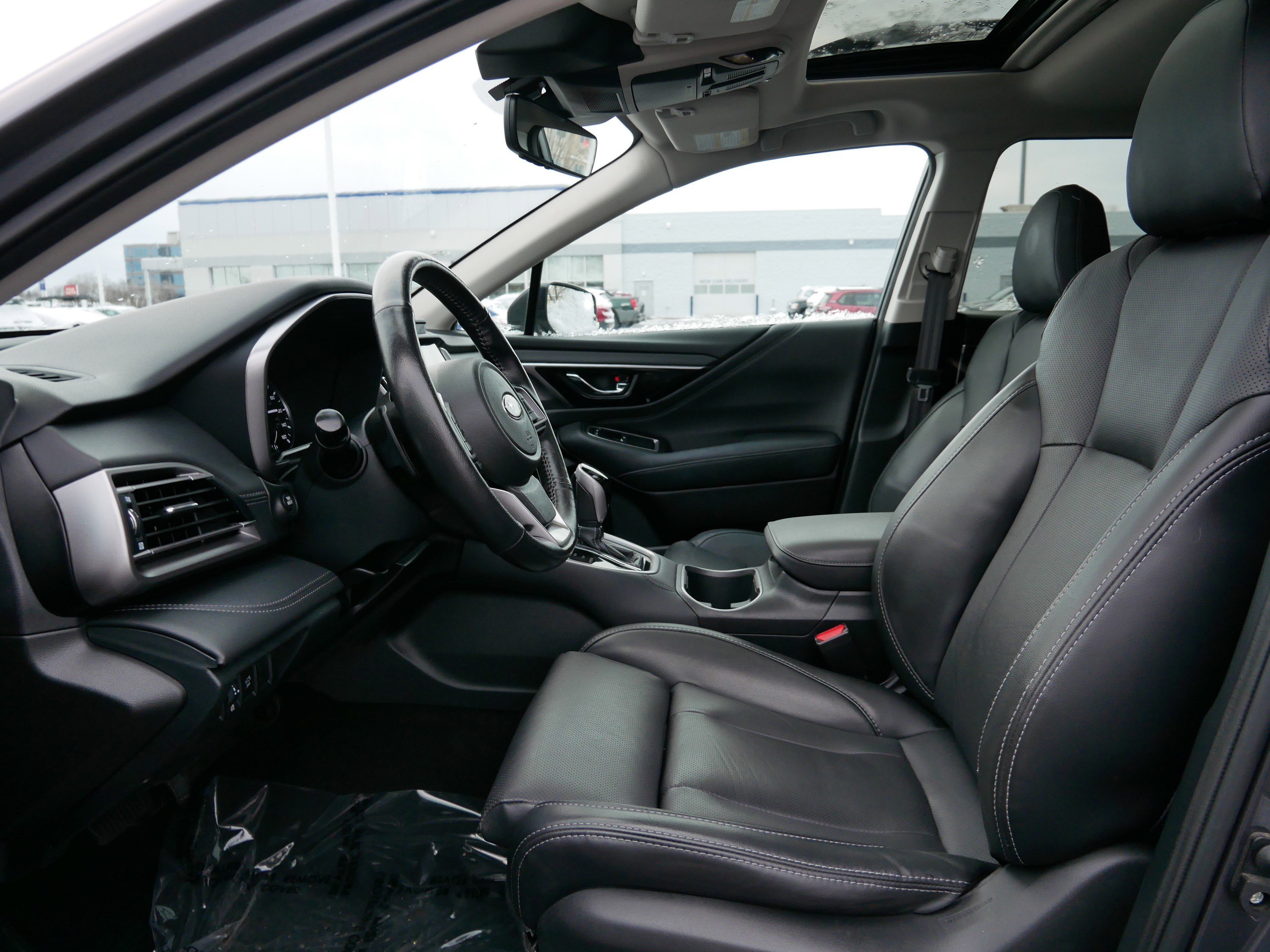 Used 2023 Subaru Outback Limited image 32