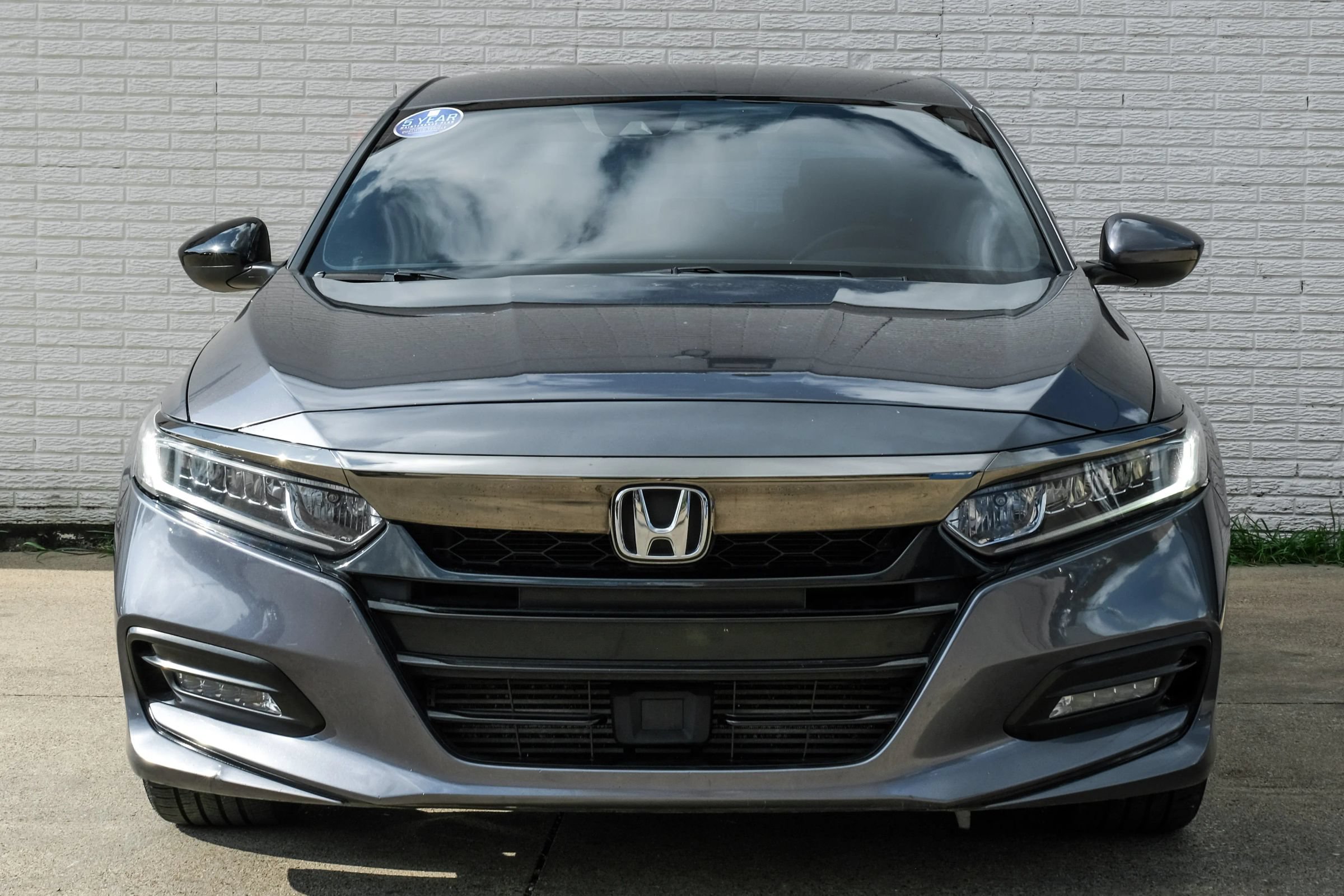 Used 2018 Honda Accord Sport image 4
