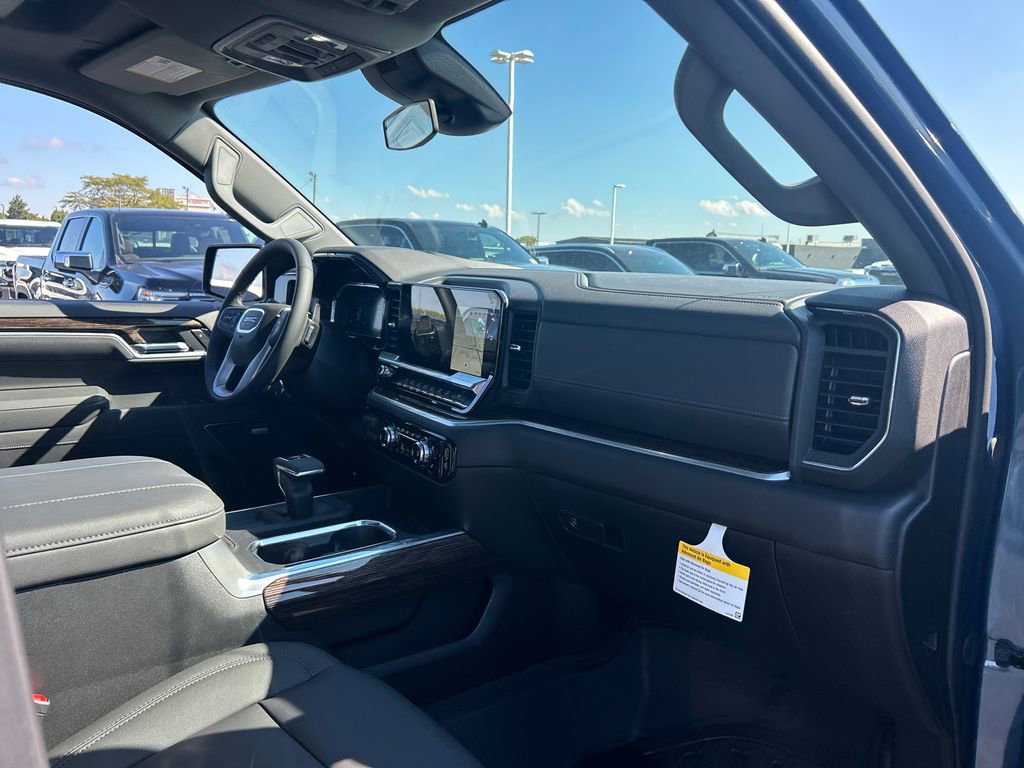 New 2026 GMC Sierra 1500 Elevation w/ Elevation Premium Package AWD/4WD image 38