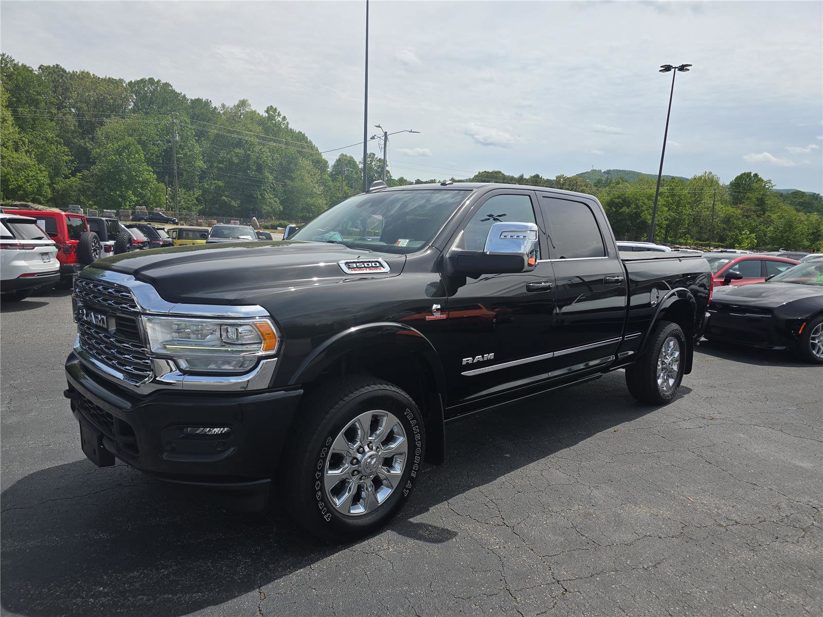 Used 2024 RAM 3500 Limited AWD/4WD image 6