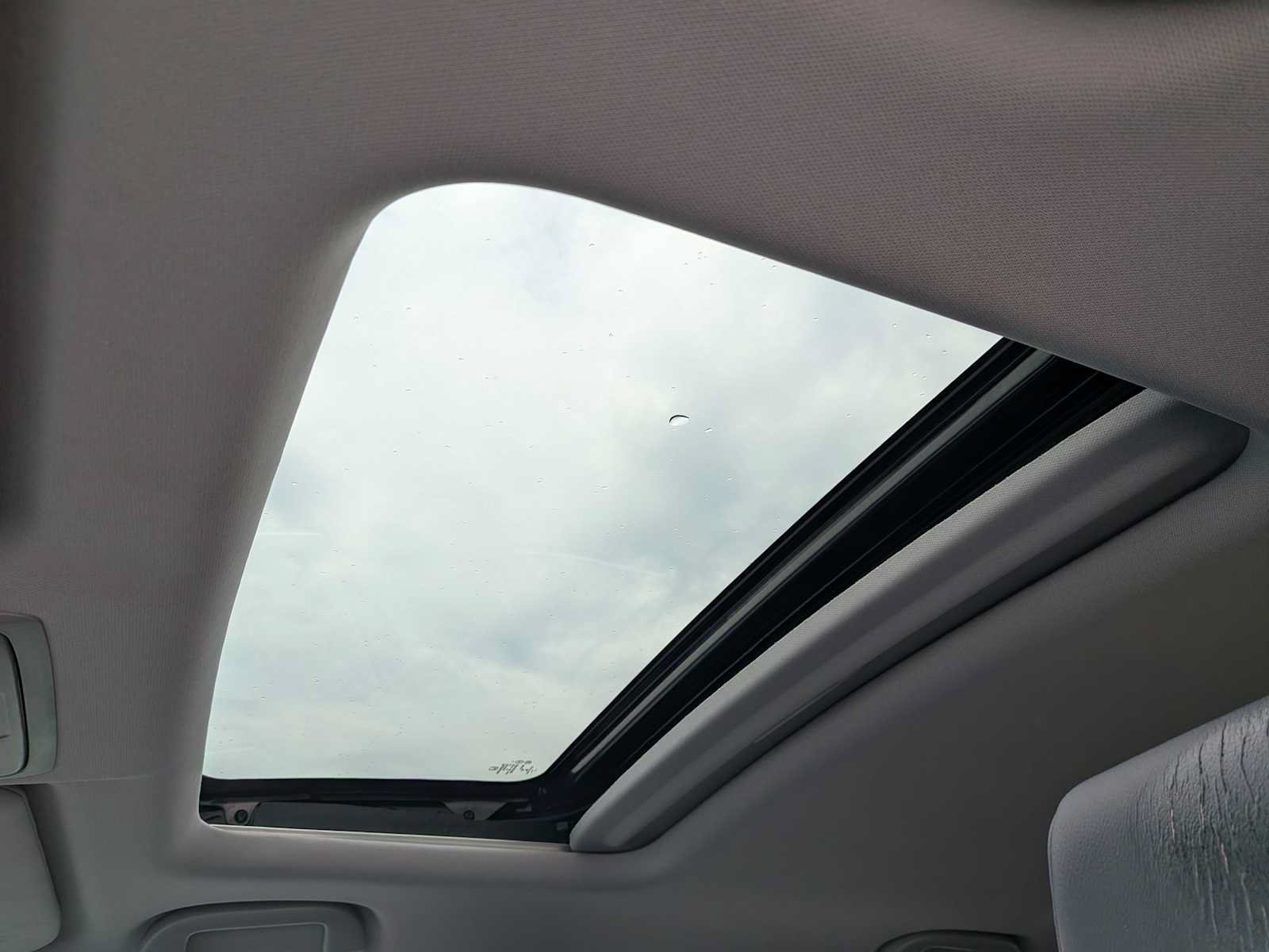 Certified 2018 Honda CR-V Touring image 17