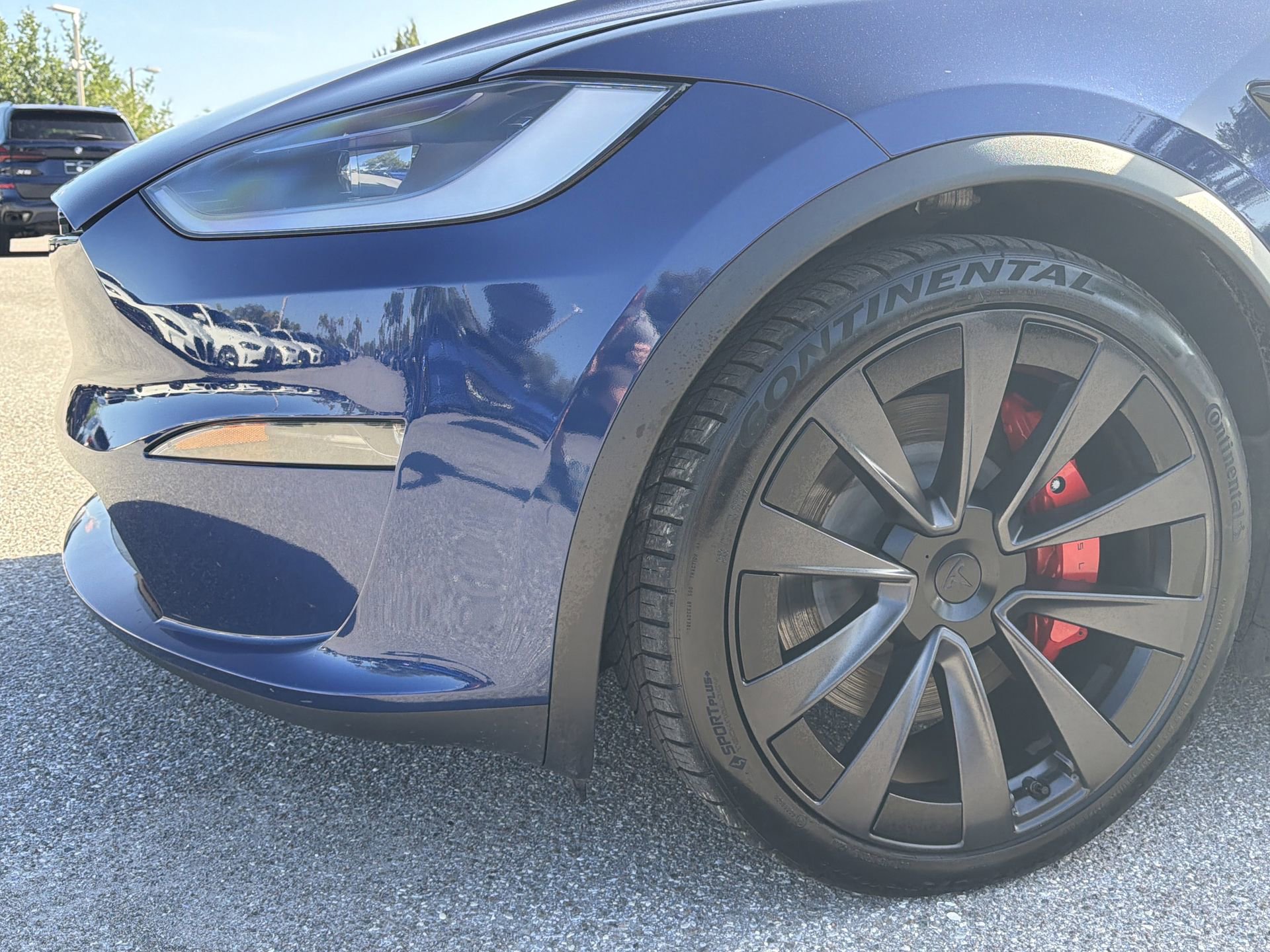 Used 2023 Tesla Model X Plaid image 9