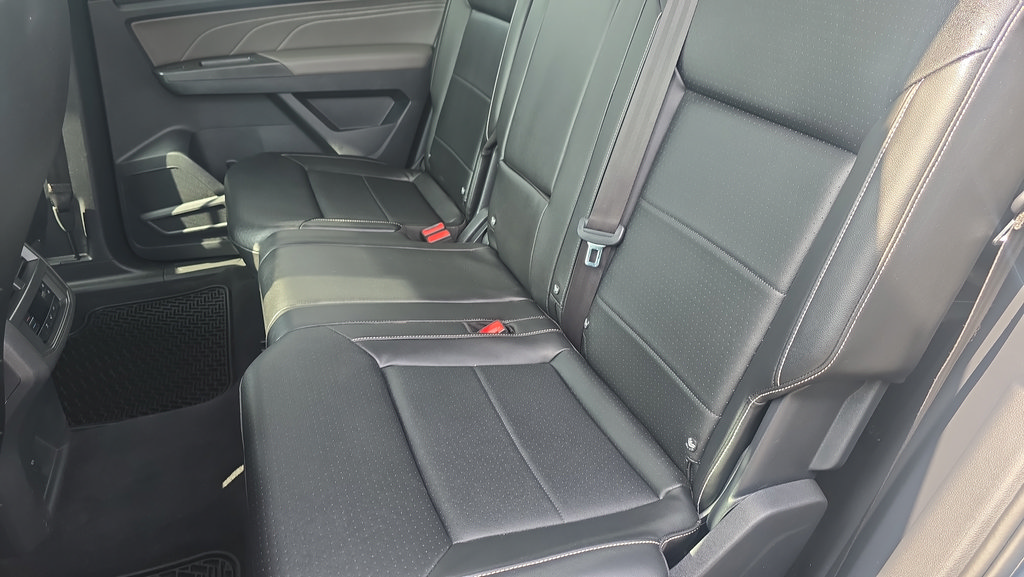 Used 2022 Volkswagen Atlas SE AWD/4WD image 28