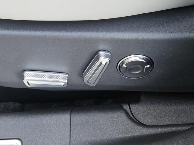 New 2026 Lincoln Nautilus Reserve AWD/4WD image 23