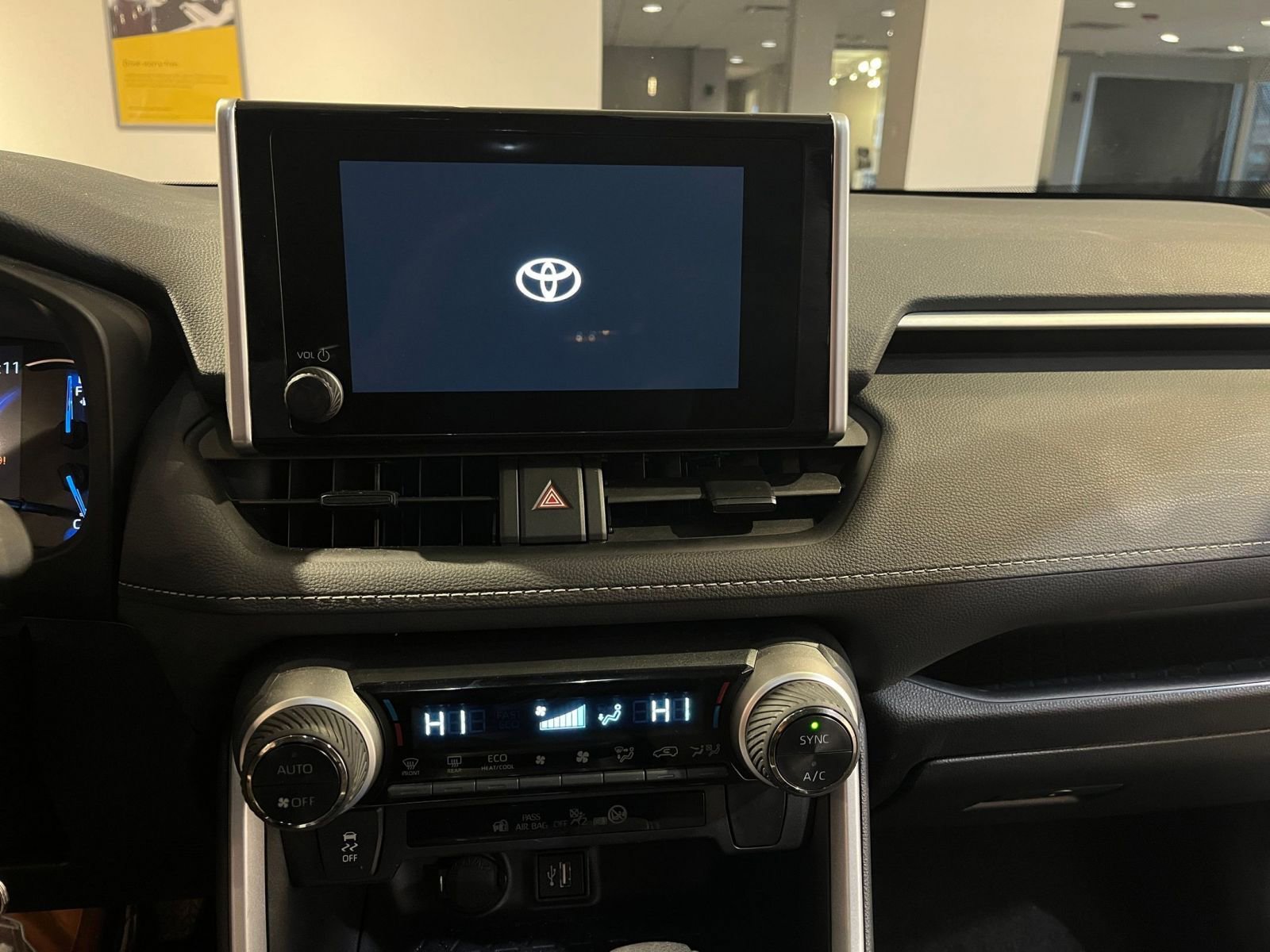 Used 2025 Toyota RAV4 LE image 18