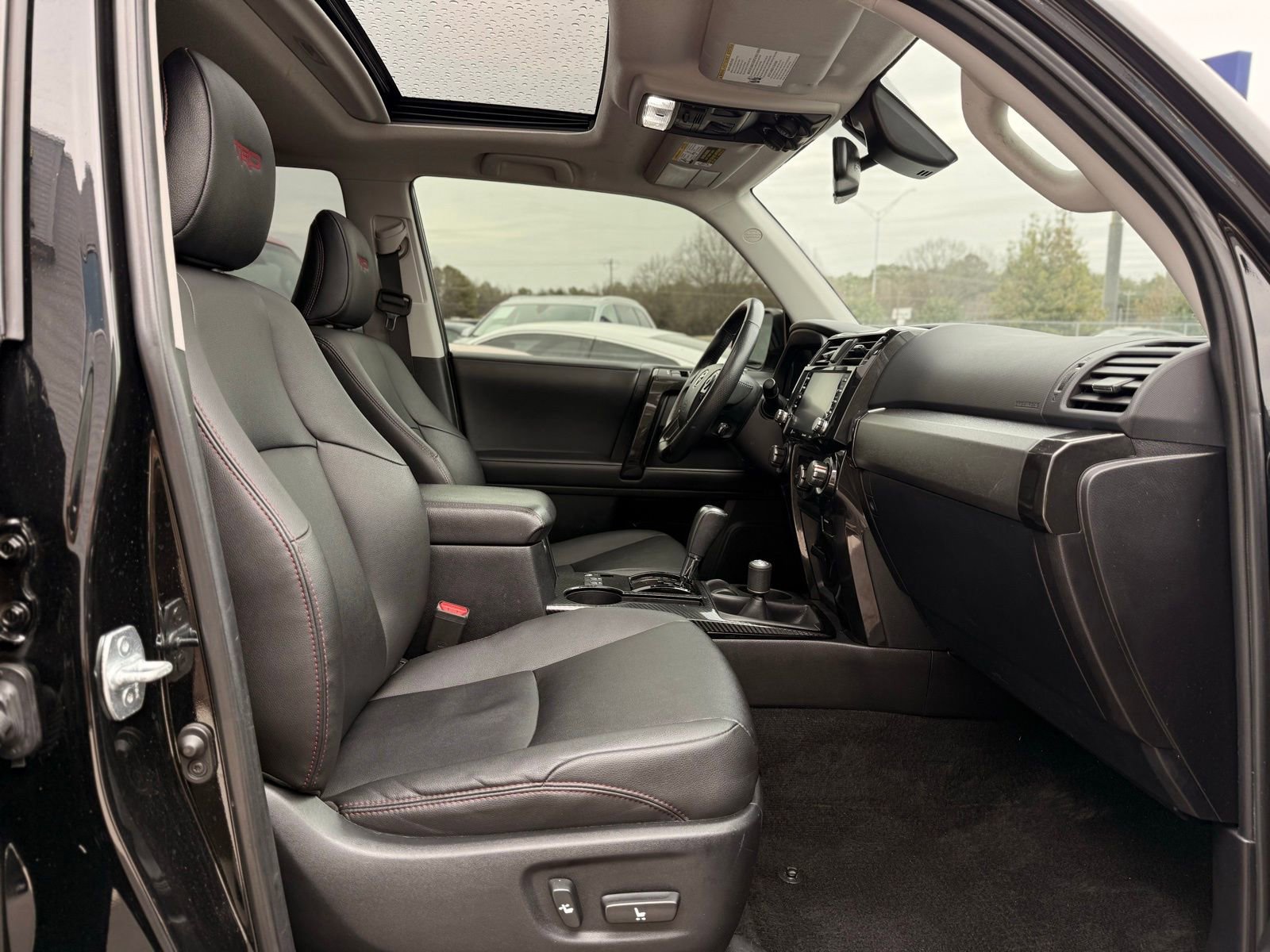 Used 2021 Toyota 4Runner Venture w/ Moonroof Package image 23