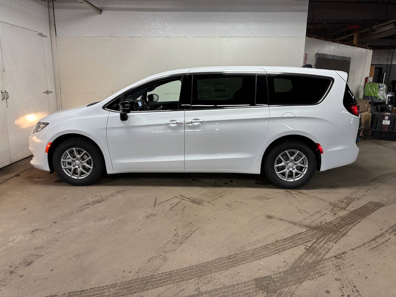 New 2026 Chrysler Voyager LX FWD image 6