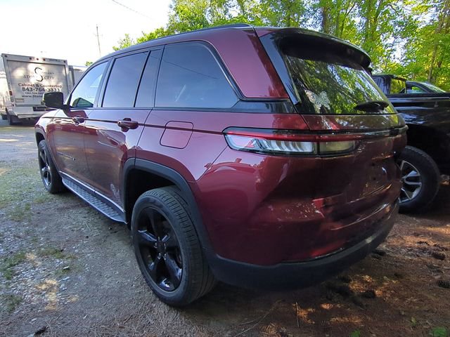 Used 2023 Jeep Grand Cherokee Limited w/ Luxury Tech Group II AWD/4WD image 8