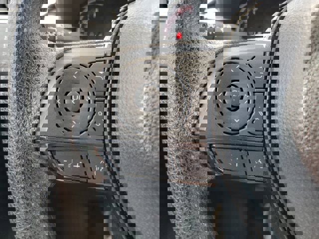 Used 2025 Toyota RAV4 XLE image 16