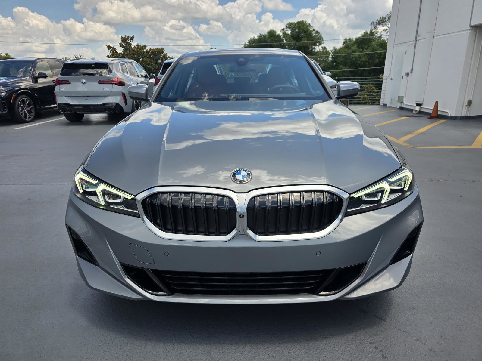 New 2026 BMW 330i Sedan w/ Convenience Package RWD image 8