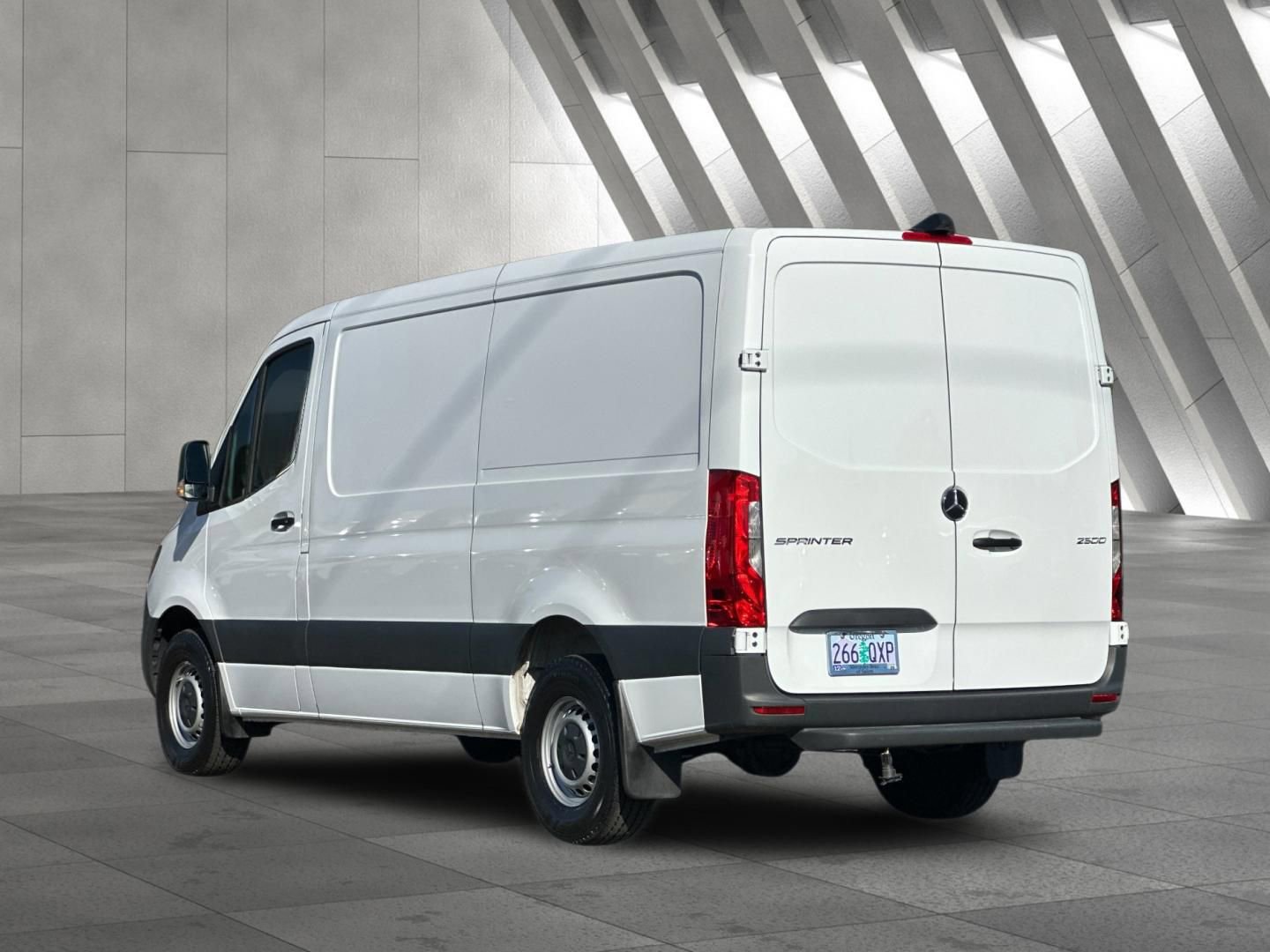 Used 2025 Mercedes-Benz Sprinter 2500 image 6