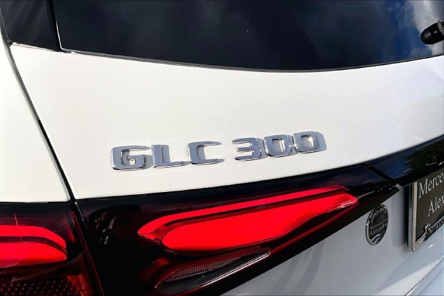 Used 2026 Mercedes-Benz GLC 300 4MATIC image 8