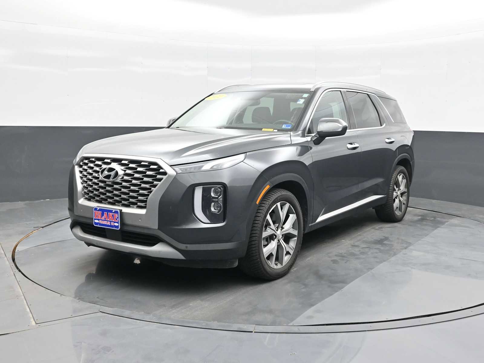 Used 2022 Hyundai Palisade SEL w/ Premium Package AWD/4WD image 4