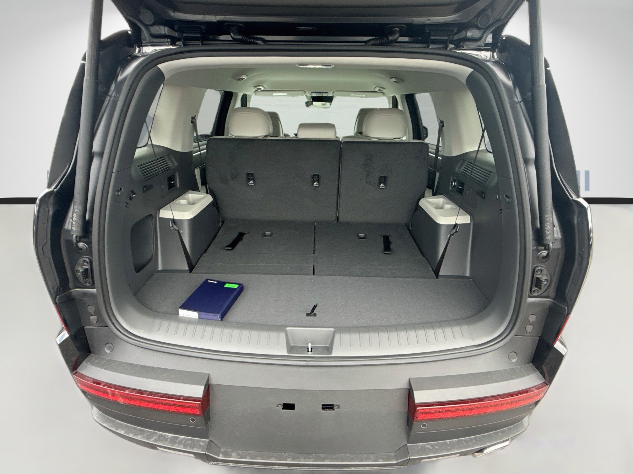 New 2027 Hyundai Santa Fe SEL FWD image 18