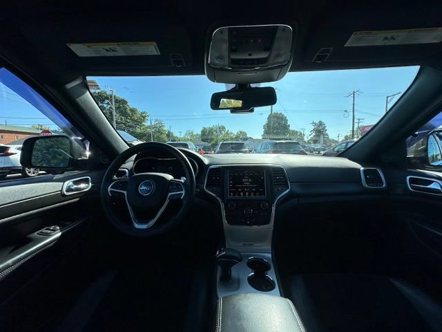 Used 2015 Jeep Grand Cherokee Altitude AWD/4WD image 20