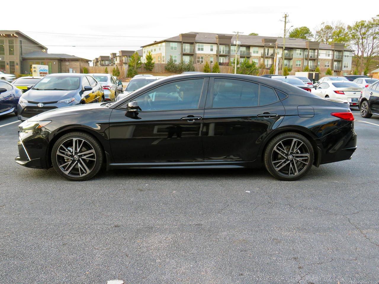 Used 2025 Toyota Camry XSE image 10