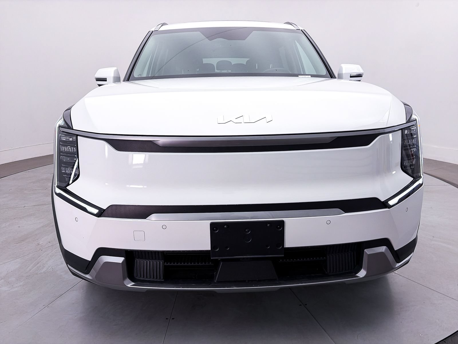 Certified 2024 Kia EV9 Wind AWD/4WD image 13