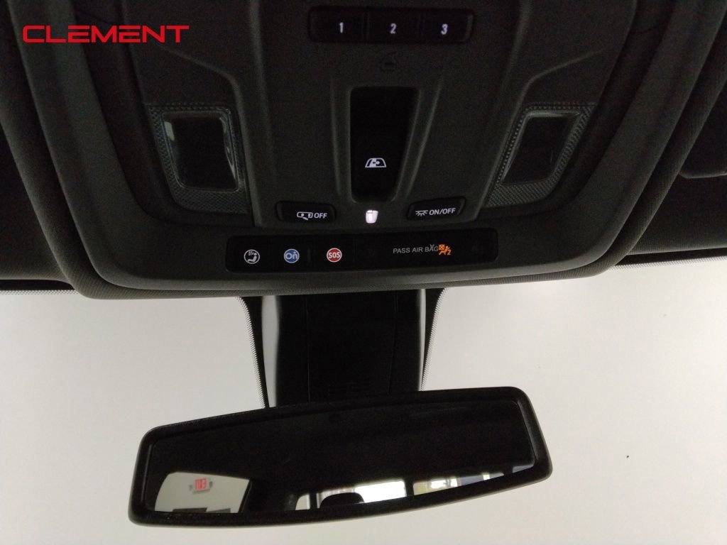 Used 2022 GMC Sierra 2500 SLT w/ SLT Convenience Package image 21