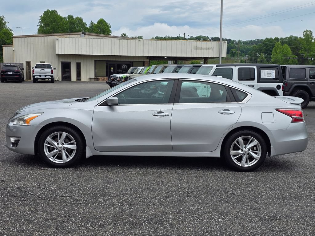 Used 2015 Nissan Altima 2.5 SV FWD image 15
