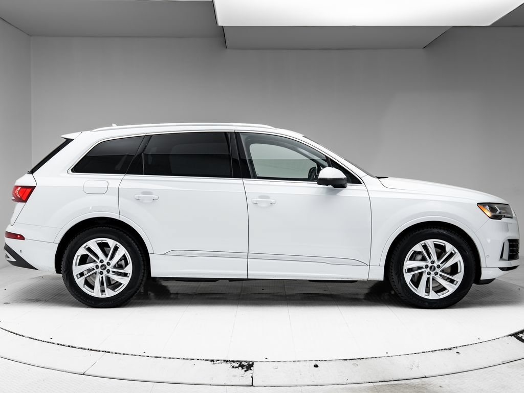 Used 2023 Audi Q7 3.0T Prestige w/ Prestige Package AWD/4WD image 32